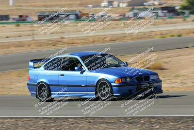 media/Oct-01-2022-Team Topak Racing (Sat) [[f860fb51be]]/2-Inter Low 2/session 1 turn 3/
